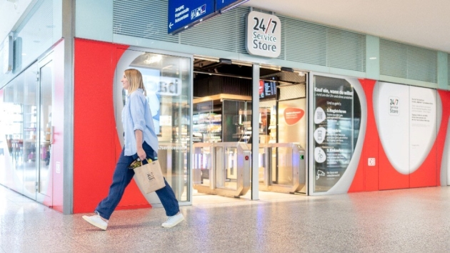 Deutsche Bahn eröffnet kassenlosen ServiceStore - Der erste kassenlose ServiceStore der Deutschen Bahn eröffnet am Berliner Ostbahnhof - Quelle: DB AG/ Oliver Lang